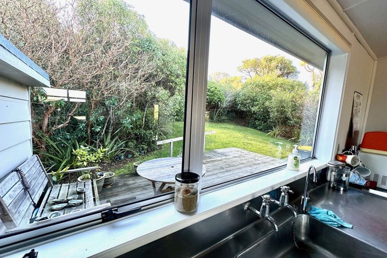 Photo of property in 14 Totara Street, Kaka Point, Balclutha, 9271