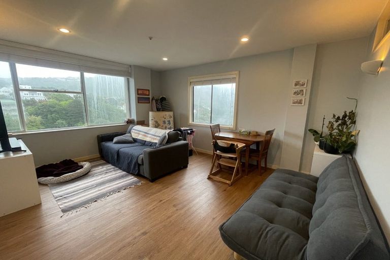 Photo of property in Terrace Tower Apartments, 126 The Terrace, Wellington Central, Wellington, 6011