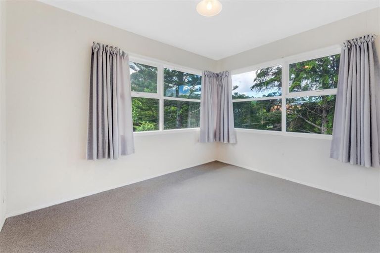 Photo of property in 28 Cheriton Road, Mellons Bay, Auckland, 2014