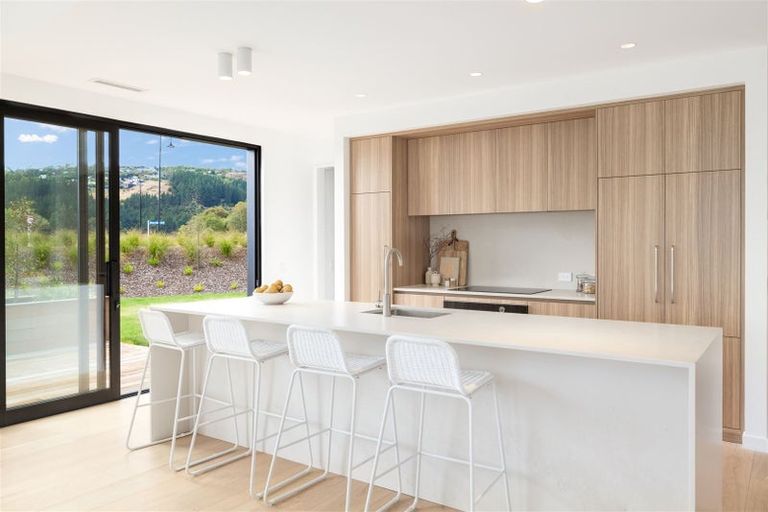 Photo of property in 2 Steve Askin Drive, Cracroft, Christchurch, 8022