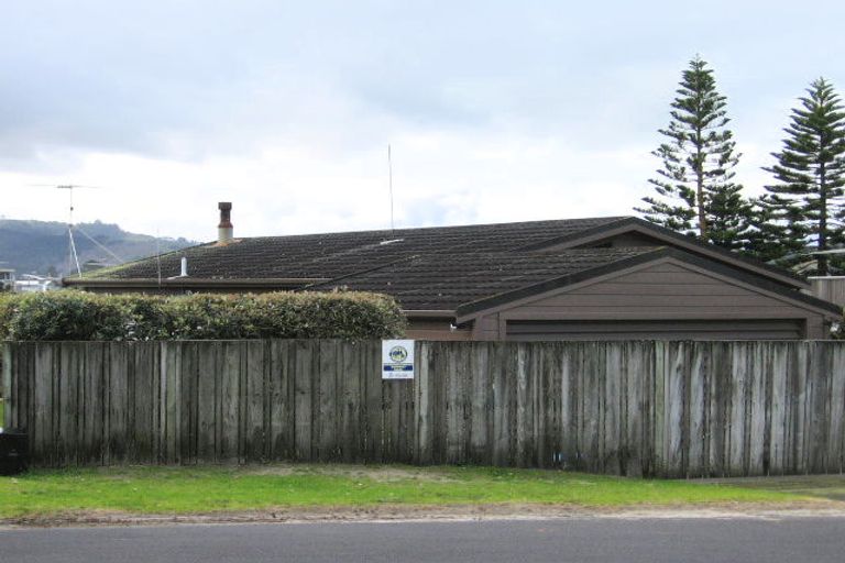 Photo of property in 37 Dungarvon Place, Omaha, Warkworth, 0986