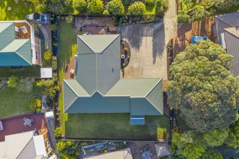 Photo of property in 86 William Bayes Place, Red Beach, 0932