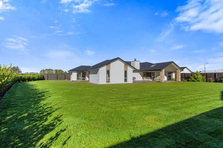 Photo of property in 5 Coopworth Mews, West Melton, 7618