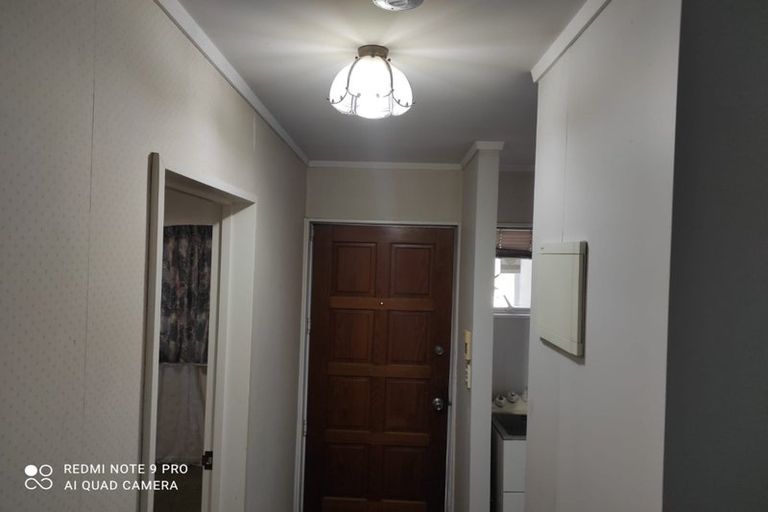 Photo of property in 21a Central Park Drive, Te Atatu South, Auckland, 0610