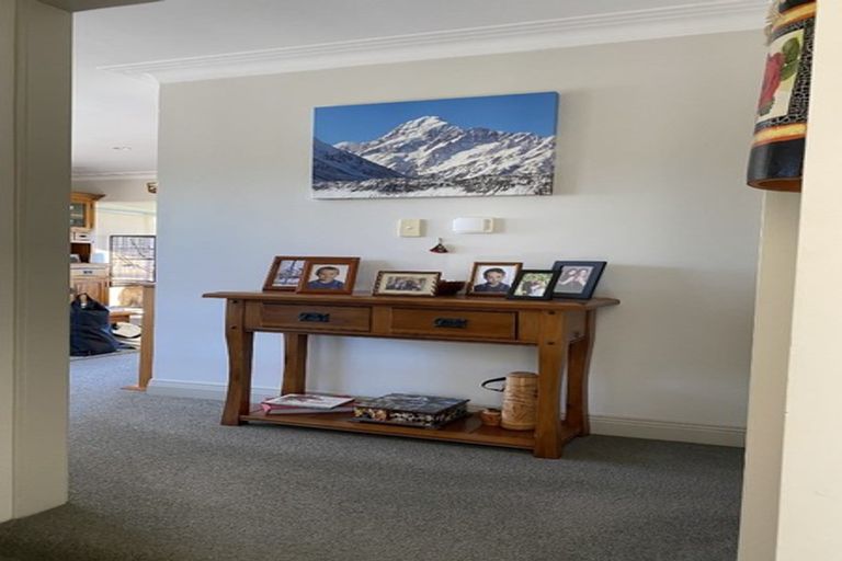 Photo of property in 10 Robin Lane, Browns Bay, Auckland, 0630