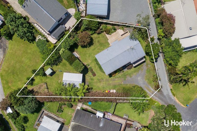 Photo of property in 136 Athenree Road, Athenree, Katikati, 3177