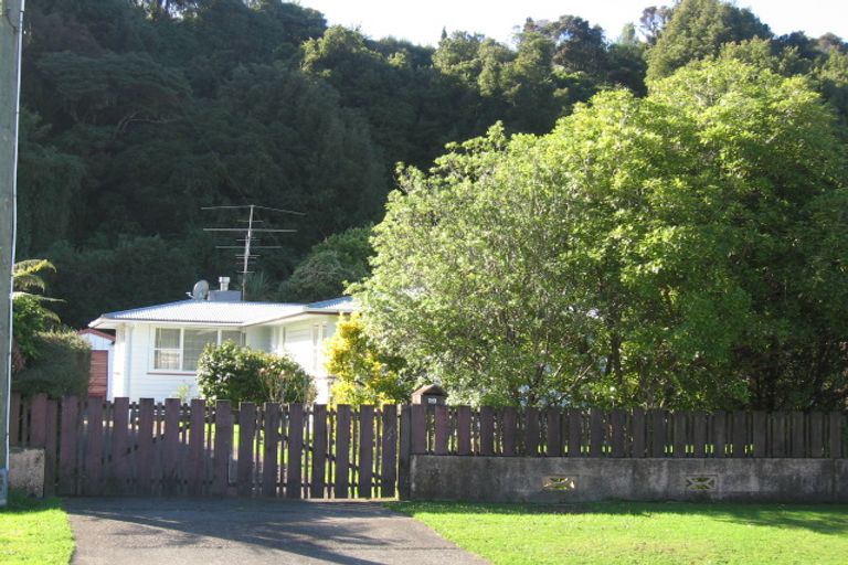 Photo of property in 29 Gillespies Road, Birchville, Upper Hutt, 5018