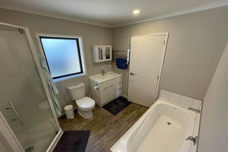 Photo of property in 123 Riverstone Drive, Riverstone Terraces, Upper Hutt, 5018