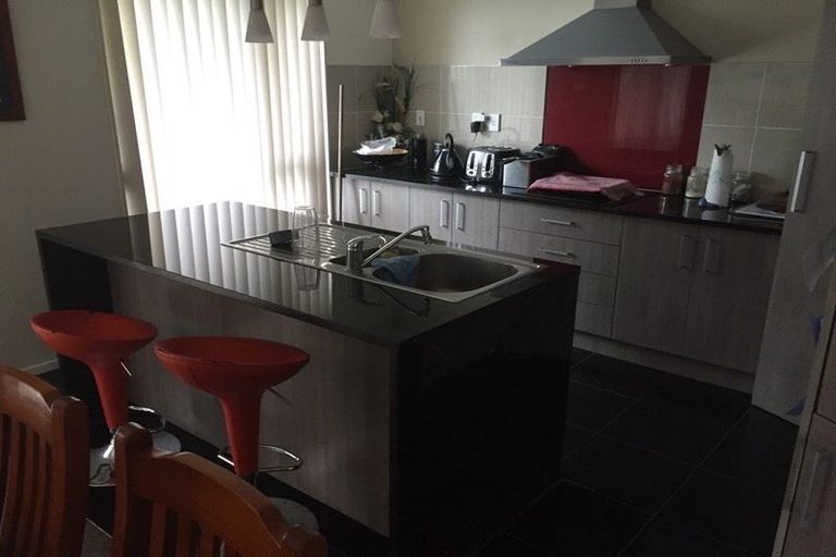 Photo of property in 150 Keri Vista Rise, Papakura, 2110