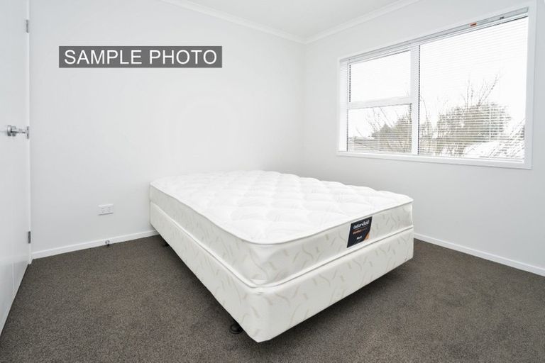 Photo of property in 2/10 Burrows Place, Frankton, Hamilton, 3204