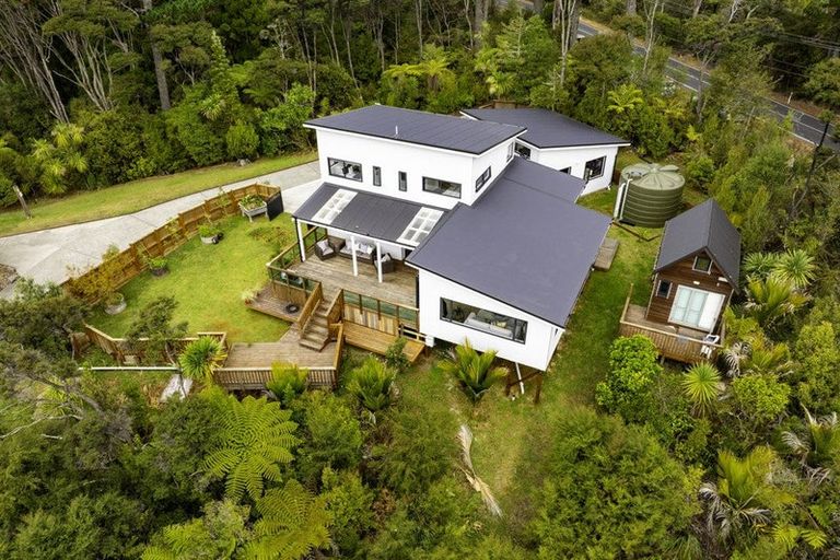 Photo of property in 12 Sunnyvale Road, Waitakere, Auckland, 0614