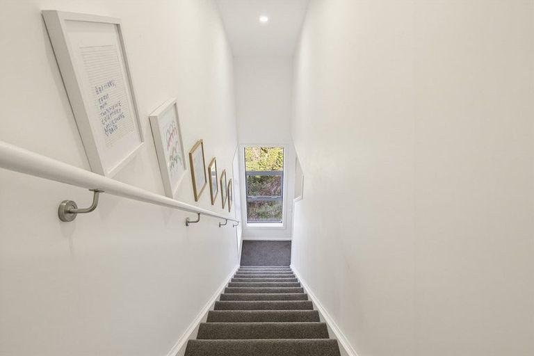 Photo of property in 8b Homebush Road, Khandallah, Wellington, 6035