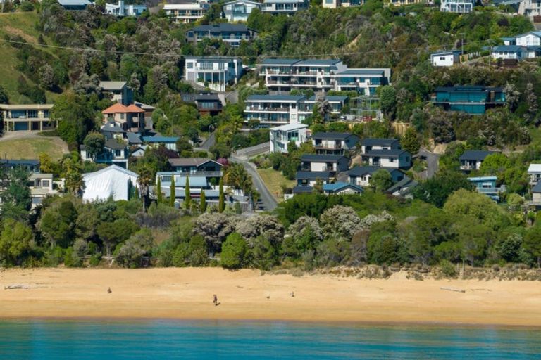 Photo of property in 20 Kotare Place, Kaiteriteri, Motueka, 7197