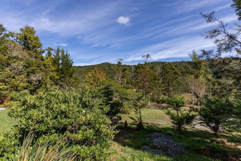 Photo of property in 88 Clifton Road, Kaiata, Greymouth, 7805