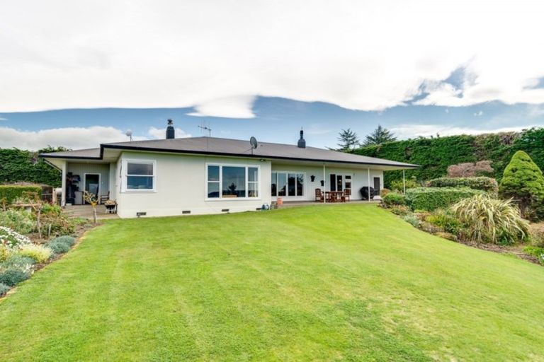 Photo of property in 1025 Aorangi Road, Maraekakaho, Hastings, 4171