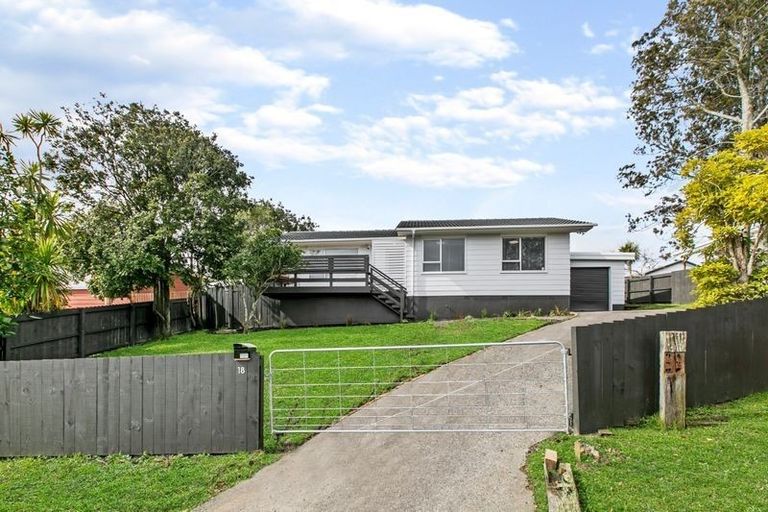 Photo of property in 18 Shalimar Place, Clover Park, Auckland, 2019