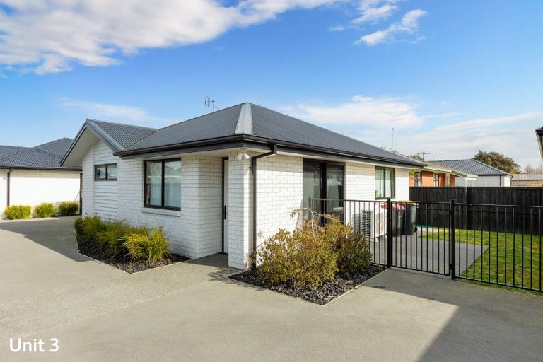 Photo of property in 2/43 Hoani Street, Papanui, Christchurch, 8053