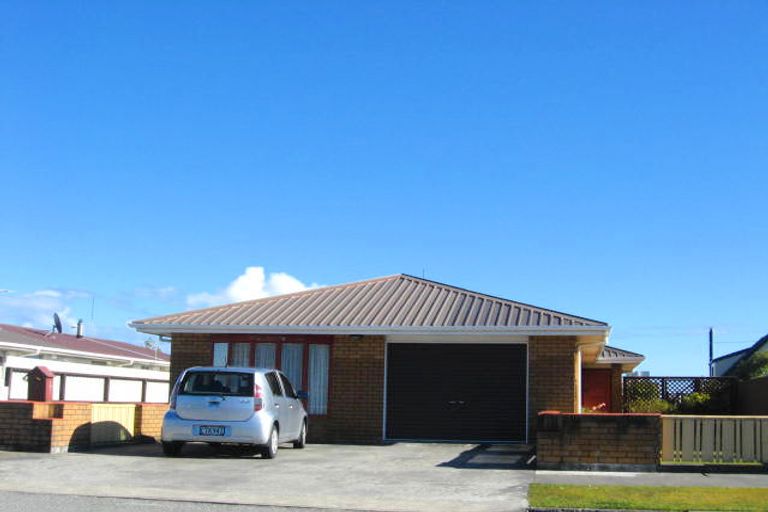 Photo of property in 4 Shelley Street, Greymouth, 7805