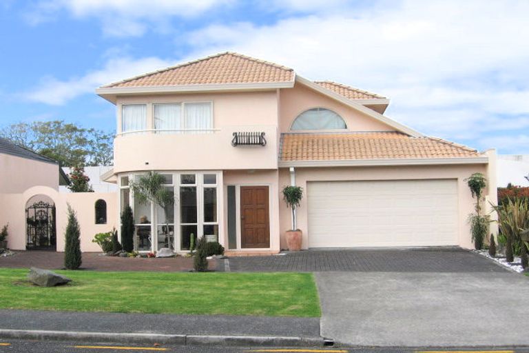 Photo of property in 4 Selwyn Street, Tauranga, 3110