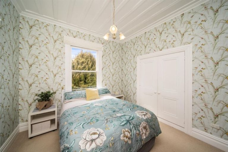 Photo of property in 22 Disraeli Street, Hawera, 4610