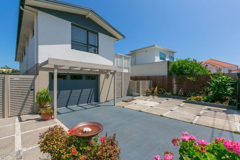 Photo of property in 4 Cutfield Road, New Plymouth, 4310