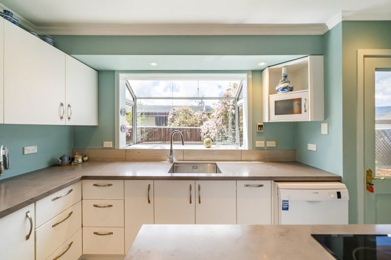 Photo of property in 16a Sheridan Crescent, Trentham, Upper Hutt, 5018