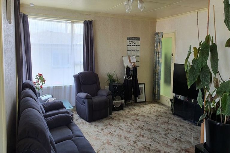 Photo of property in 16 Walker Street, East Gore, Gore, 9710