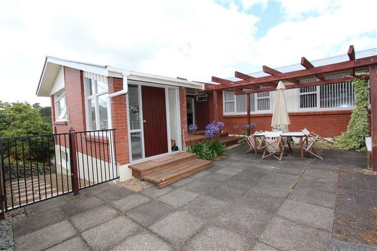 Photo of property in 35 Acacia Crescent, Glenview, Hamilton, 3206