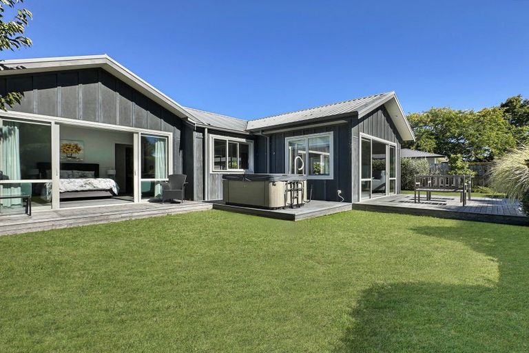 Photo of property in 113 Kenrigg Road, Kinloch, Taupo, 3377