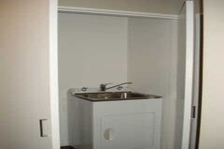 Photo of property in 8/18 Goldsmith Place, Waltham, Christchurch, 8023