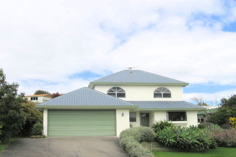 Photo of property in 11 Mulberry Lane, Bellevue, Tauranga, 3110