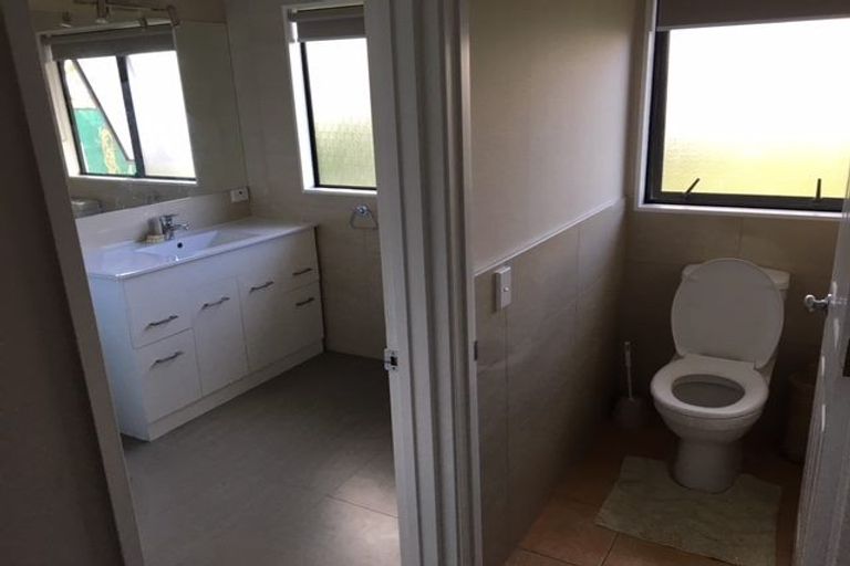 Photo of property in 21 Raratuna Street, Turua, Thames, 3574