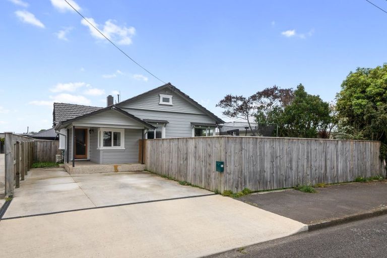 Photo of property in 21 Victoria Street, Foxton, 4814