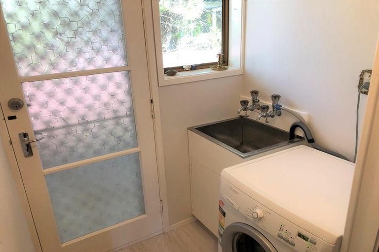 Photo of property in 3/191 Lake Road, Belmont, Auckland, 0622