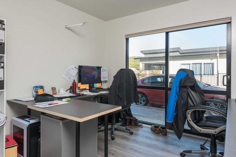 Photo of property in 16 Rire Hau Lane, Pyes Pa, Tauranga, 3112