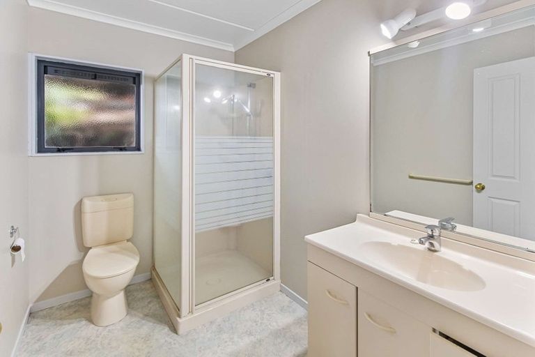 Photo of property in 4 Pampas Place, Western Heights, Hamilton, 3200