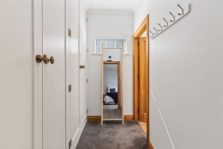 Photo of property in 38 Cashmere Avenue, Khandallah, Wellington, 6035