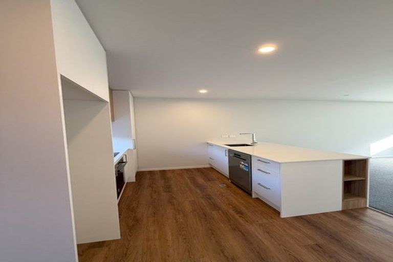 Photo of property in 8/20 Fitzherbert Road, Wainuiomata, Lower Hutt, 5014