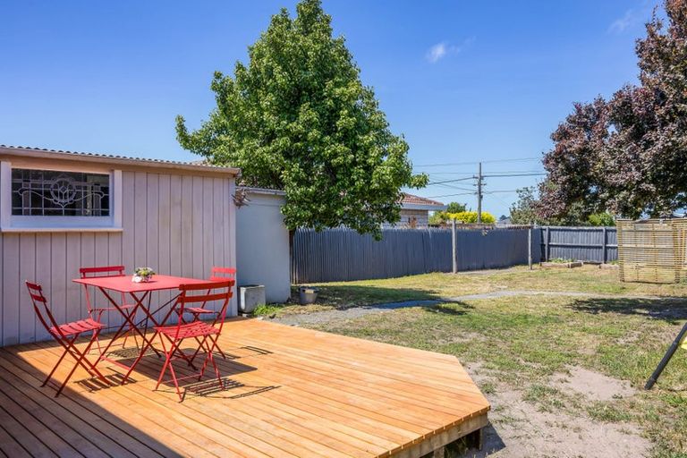 Photo of property in 163 Pacific Road, North New Brighton, Christchurch, 8083