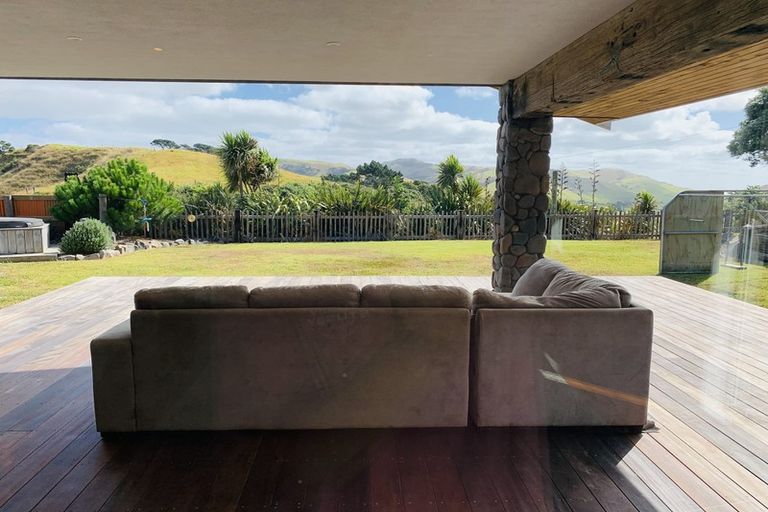 Photo of property in 2320 Awhitu Road, Awhitu, Waiuku, 2684
