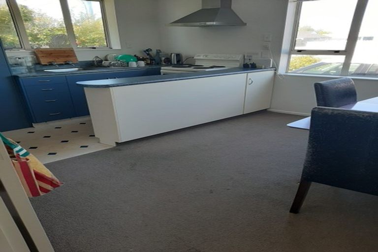 Photo of property in 1/25 Prestons Road, Redwood, Christchurch, 8051