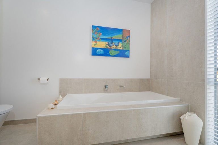 Photo of property in 105 Kupe Drive, Whitianga, 3510