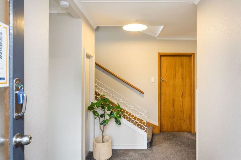 Photo of property in 28 Sheffield Street, Awapuni, Palmerston North, 4412