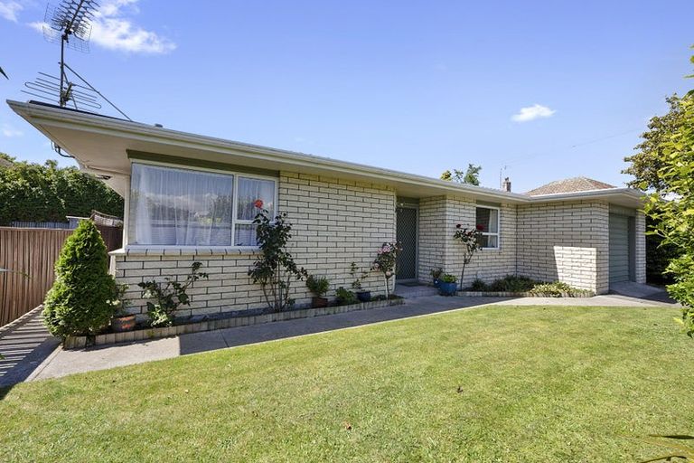 Photo of property in 1 Wrantage Street, Westown, New Plymouth, 4310