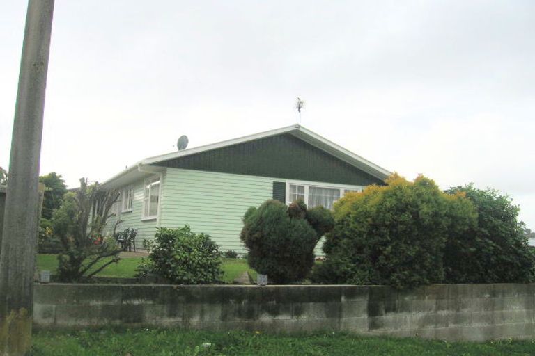 Photo of property in 424 Warspite Avenue, Ascot Park, Porirua, 5024