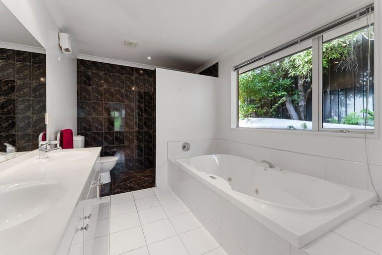 Photo of property in 10 Wild Dunes Place, Shirley, Christchurch, 8061
