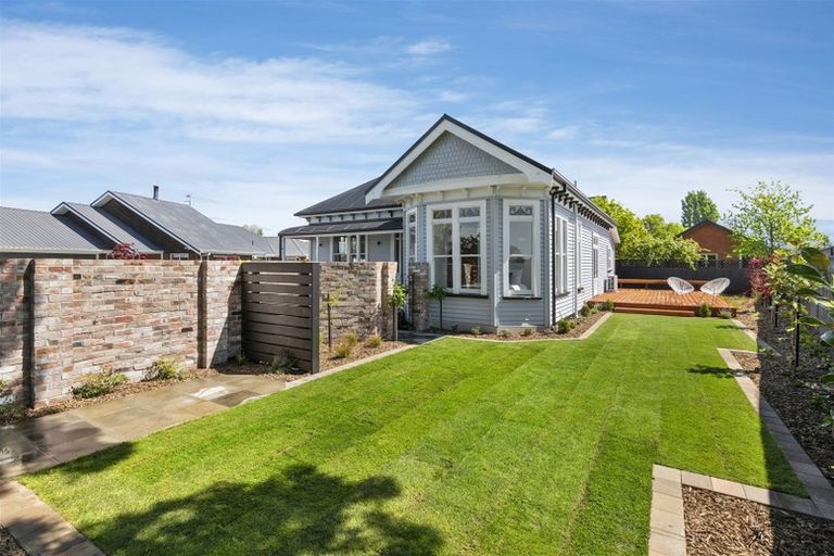 Photo of property in 17 Autumn Place, Mairehau, Christchurch, 8052