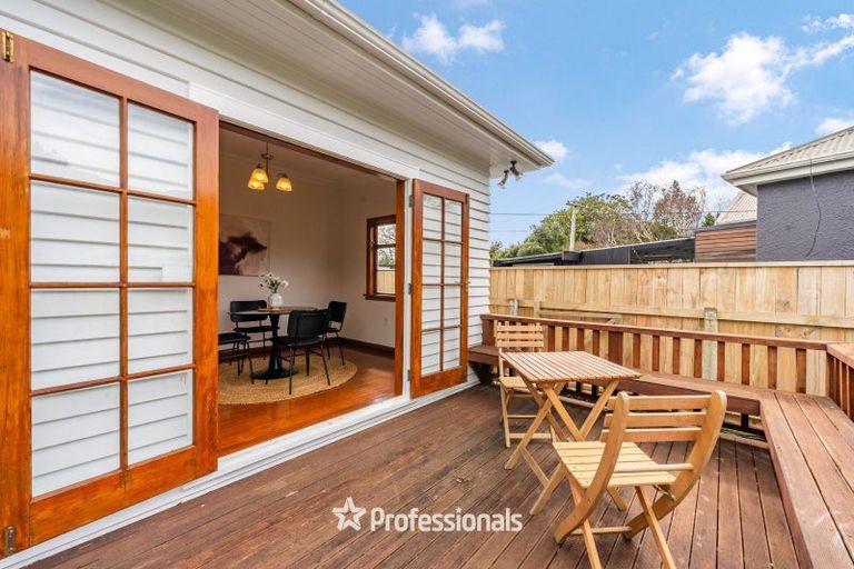 Photo of property in 226 Waiwhetu Road, Waterloo, Lower Hutt, 5011