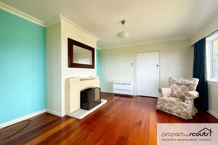 Photo of property in 119 Pioneer Road, Moturoa, New Plymouth, 4310