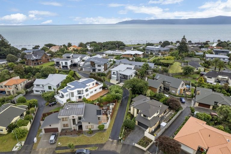 Photo of property in 23 Avion Terrace, Raumati Beach, Paraparaumu, 5032